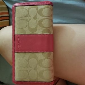 Coach wallet